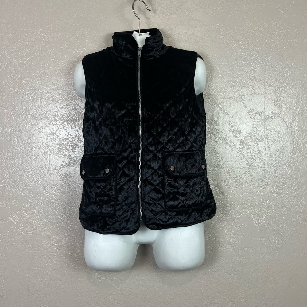5‎ for $30 Active usa women black velvet vest size large
